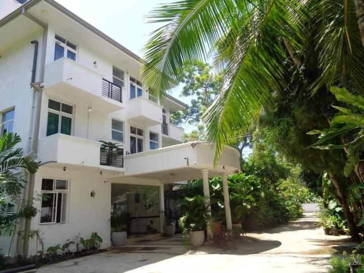Nooit Gedacht Holiday Resort Unawatuna Exterior photo