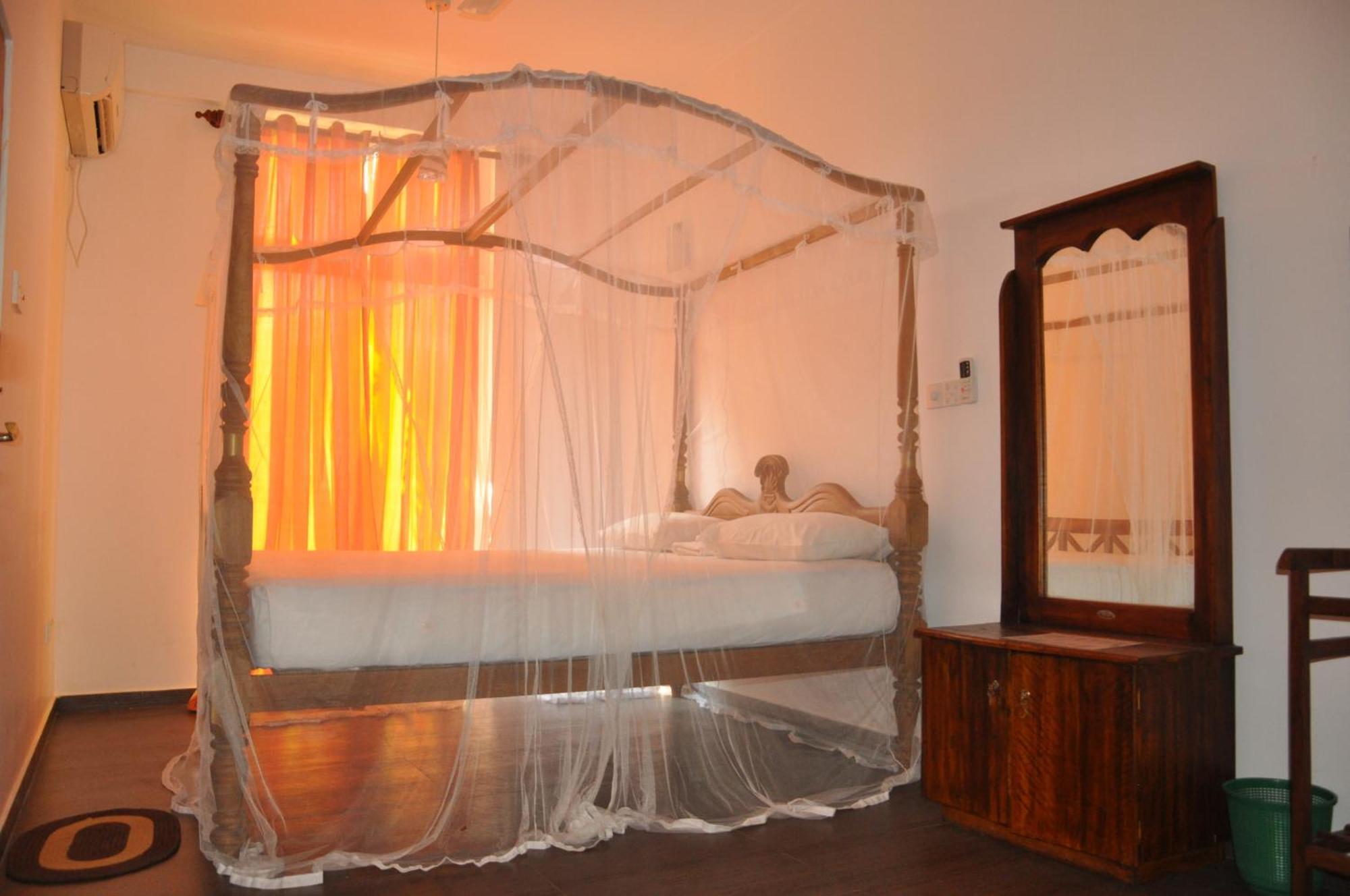 Nooit Gedacht Holiday Resort Unawatuna Room photo