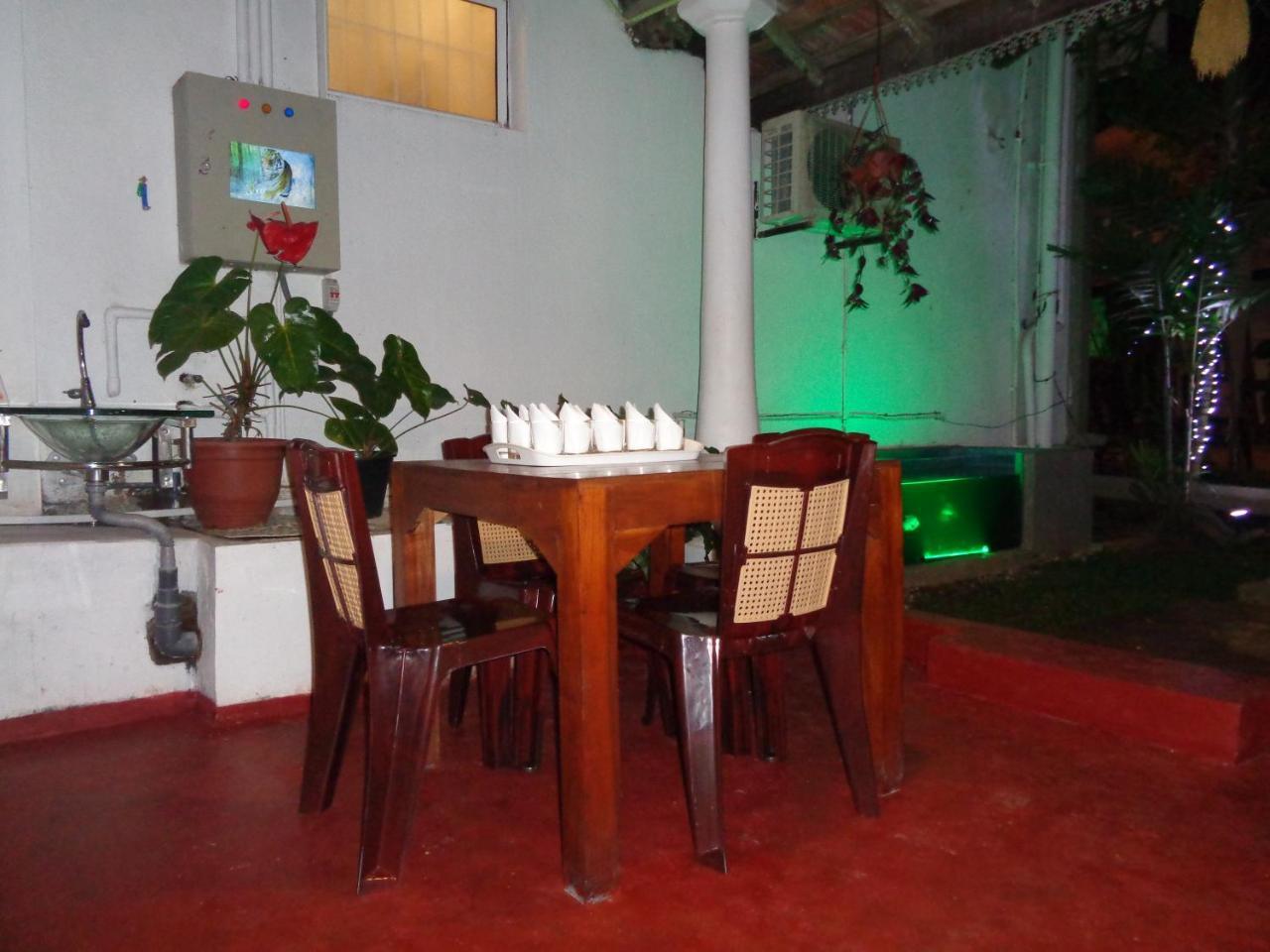 Nooit Gedacht Holiday Resort Unawatuna Exterior photo